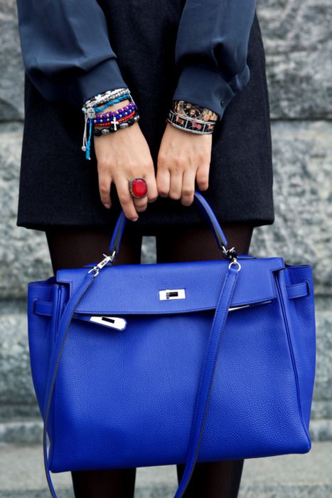 Hermes Kelly micro blue bag  Blue bag outfit, Blue handbag outfit